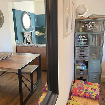 Stylish 5-Bedroom House Near Tunnels Beach 일프러컴 외부 사진
