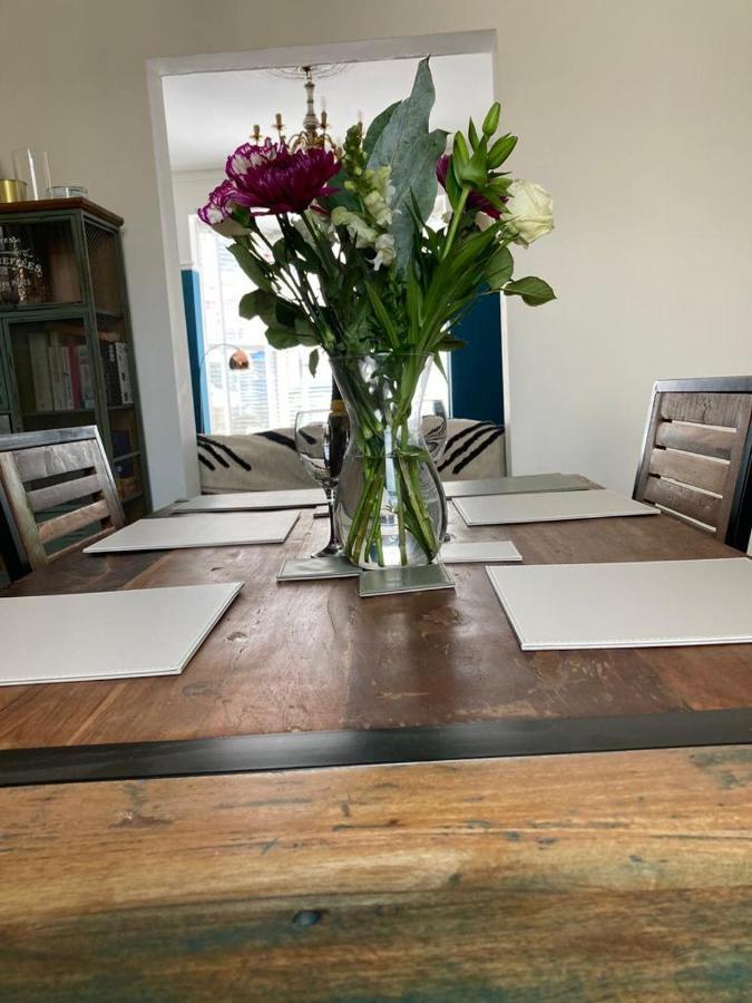 Stylish 5-Bedroom House Near Tunnels Beach 일프러컴 외부 사진